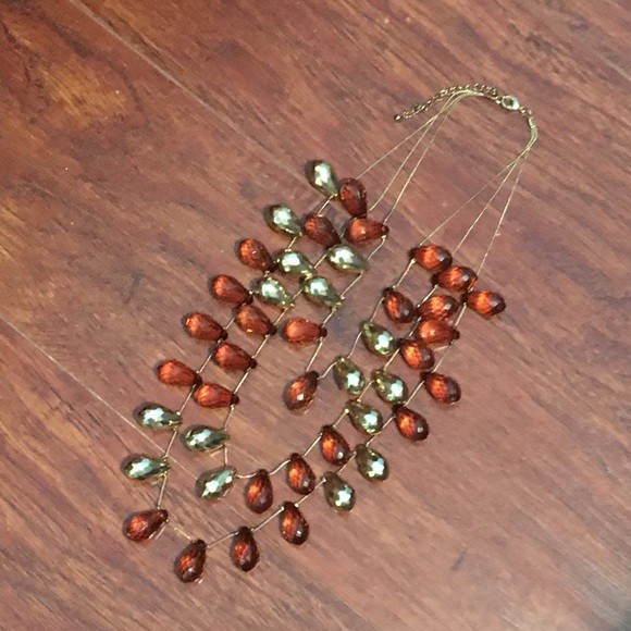 Three chain gold necklace and amber colored gems. - Picture 1 of 2